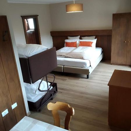 Holiday House Erika Premadio ภายนอก รูปภาพ