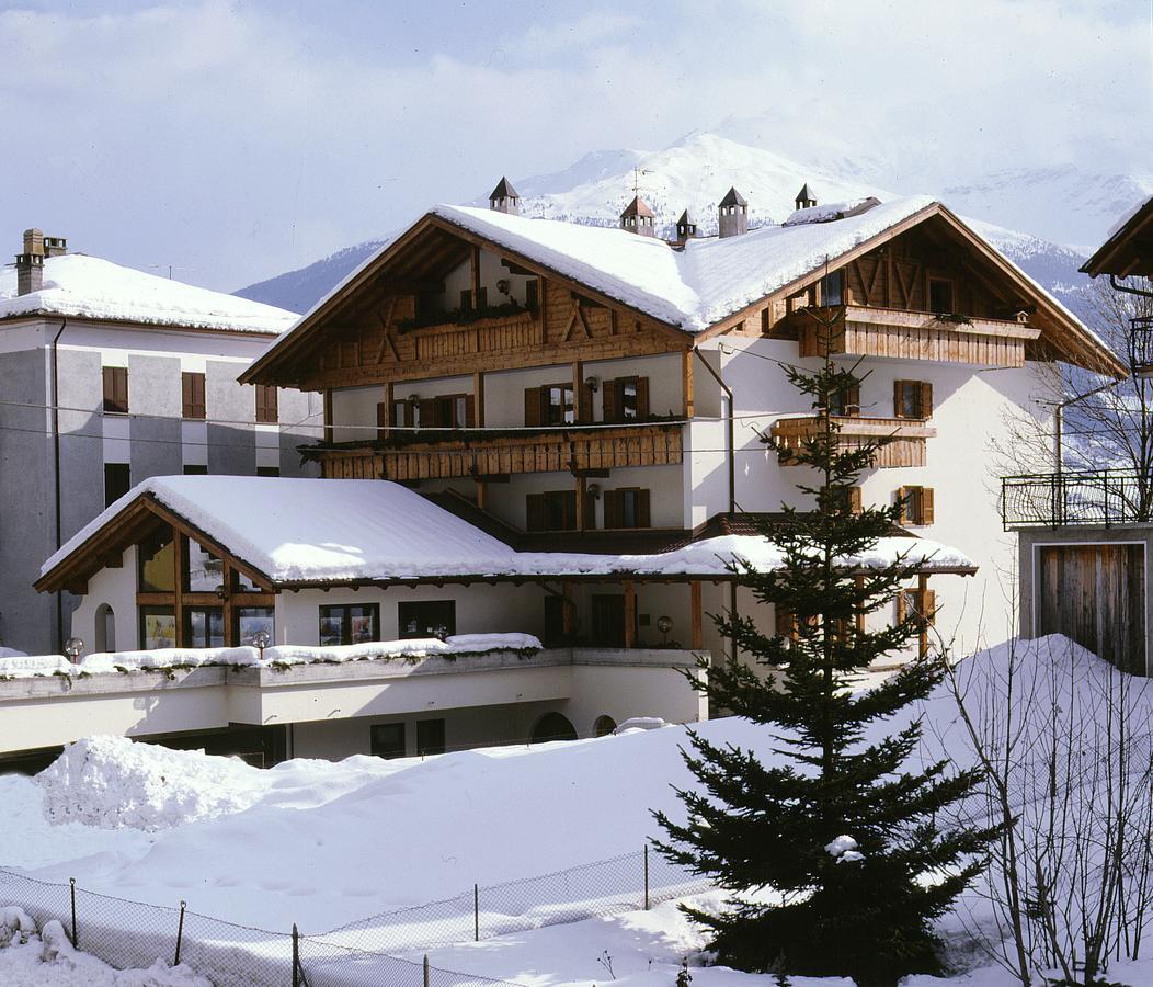 Holiday House Erika Premadio ภายนอก รูปภาพ